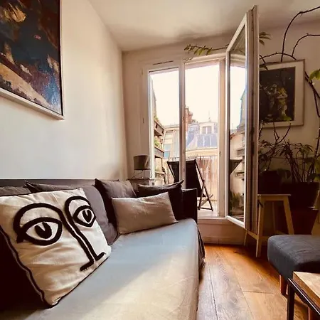 Apartment Loft De Charme Louvre Tuileries Palais Royal Paris
